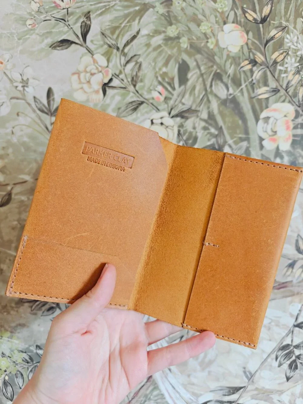 Parker Clay Addis Full-Grain Leather Passport Wallet Travel Rust Brown